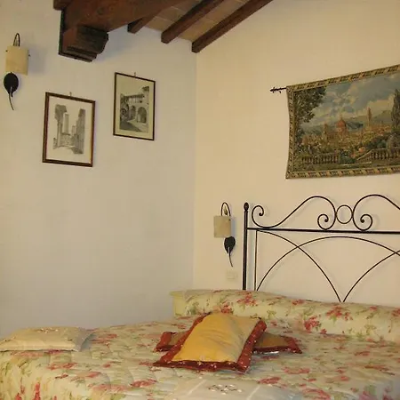 La Capanna Di Sovestro 2*